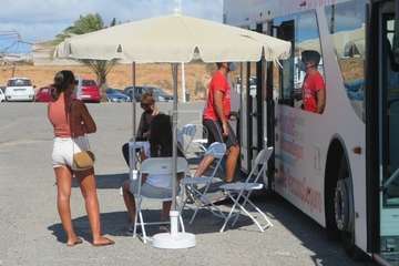 La vacuguagua en la explanada de Melenara/TA.